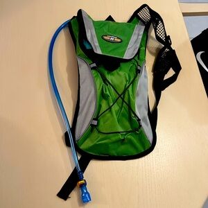 2L hydration pack